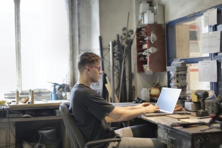 Young People’s Disability Employment Services (DES) Experiences